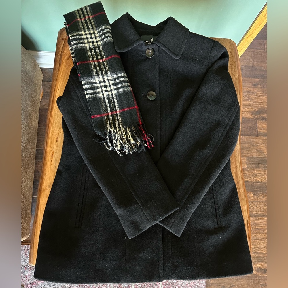 London Fog peacoat Women's Black Wool Coat with black gray red plaid scarf large
